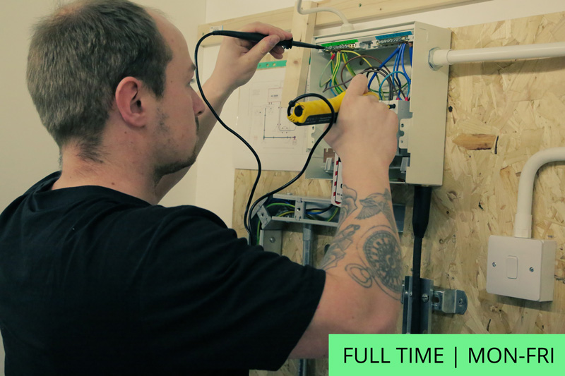 City & Guilds 2365 Diploma in Electrical Installations Level 2 (Buildings & Structures) Full Time Mon-Fri